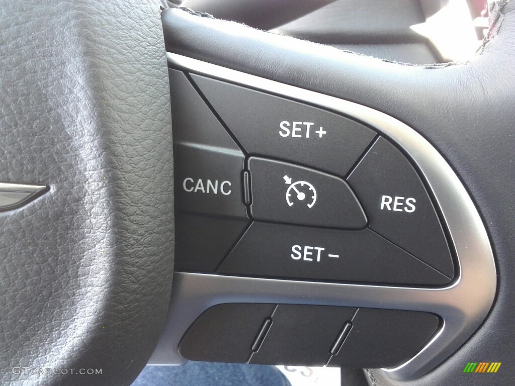 2017 Chrysler 200 Touring Controls Photo #117164902