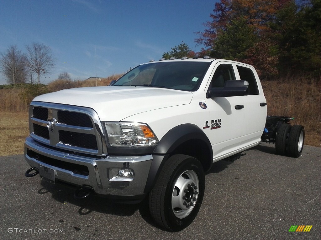 2017 Ram 4500 Tradesman Crew Cab Chassis Exterior Photos