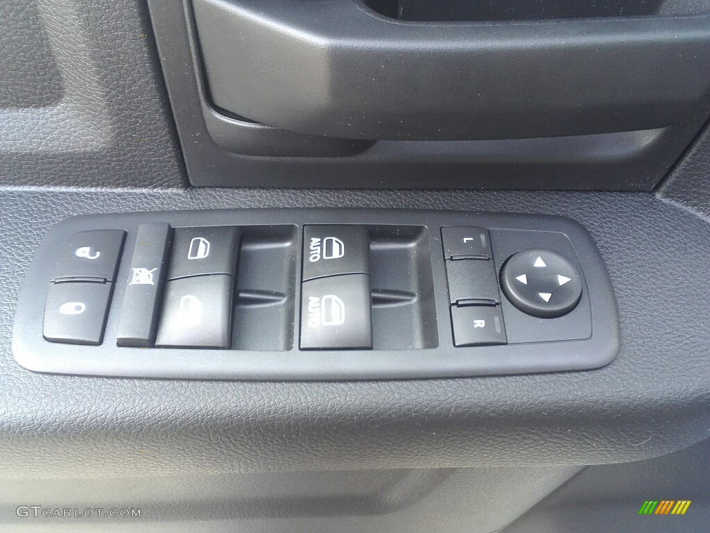 2017 Ram 4500 Tradesman Crew Cab Chassis Controls Photos