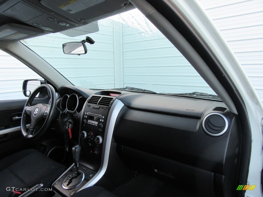 2007 Grand Vitara XSport - White Pearl / Black photo #42