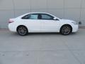 Super White - Camry SE Photo No. 3