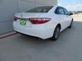 Super White - Camry SE Photo No. 4