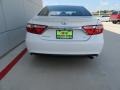Super White - Camry SE Photo No. 5