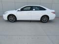 Super White - Camry SE Photo No. 6