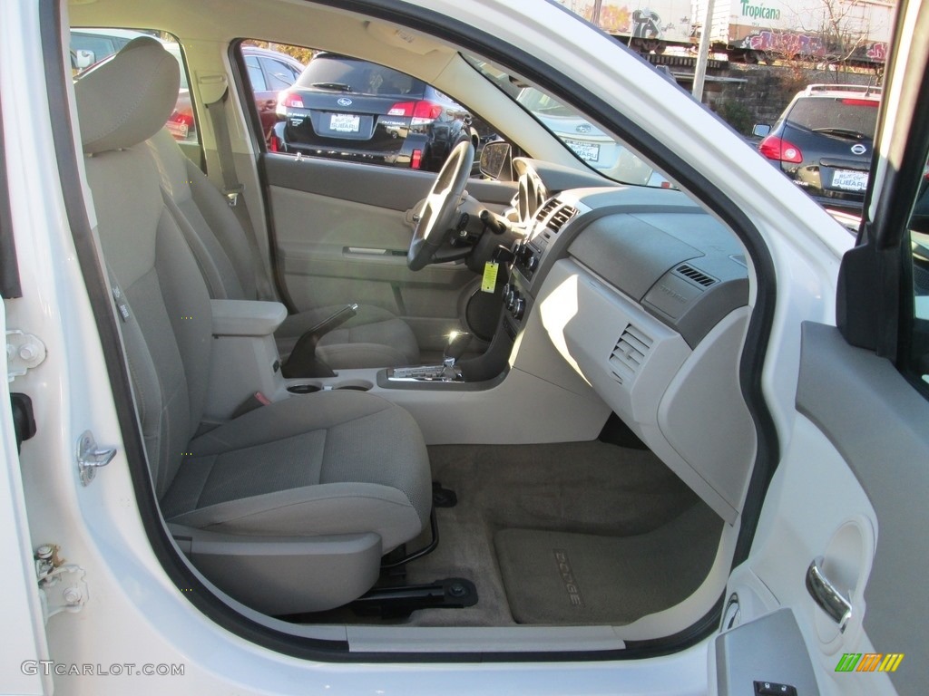 2008 Avenger SXT - Stone White / Dark Khaki/Light Graystone photo #17