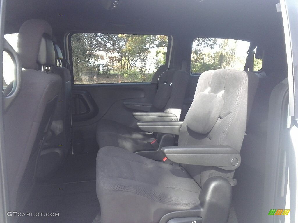 2017 Dodge Grand Caravan SE Plus Interior Color Photos