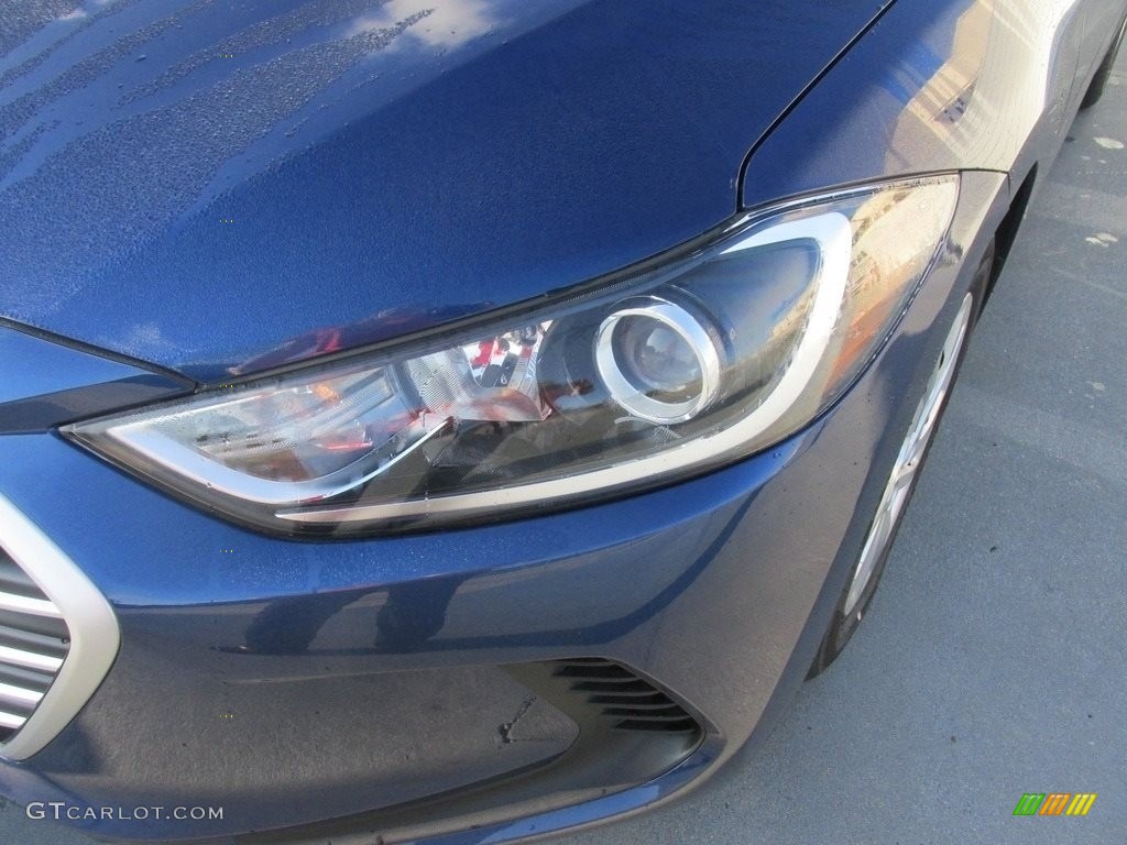 2017 Elantra SE - Lakeside Blue / Gray photo #9