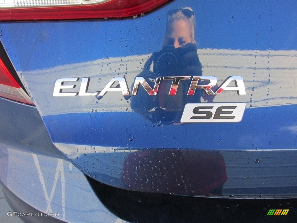 2017 Elantra SE - Lakeside Blue / Gray photo #14
