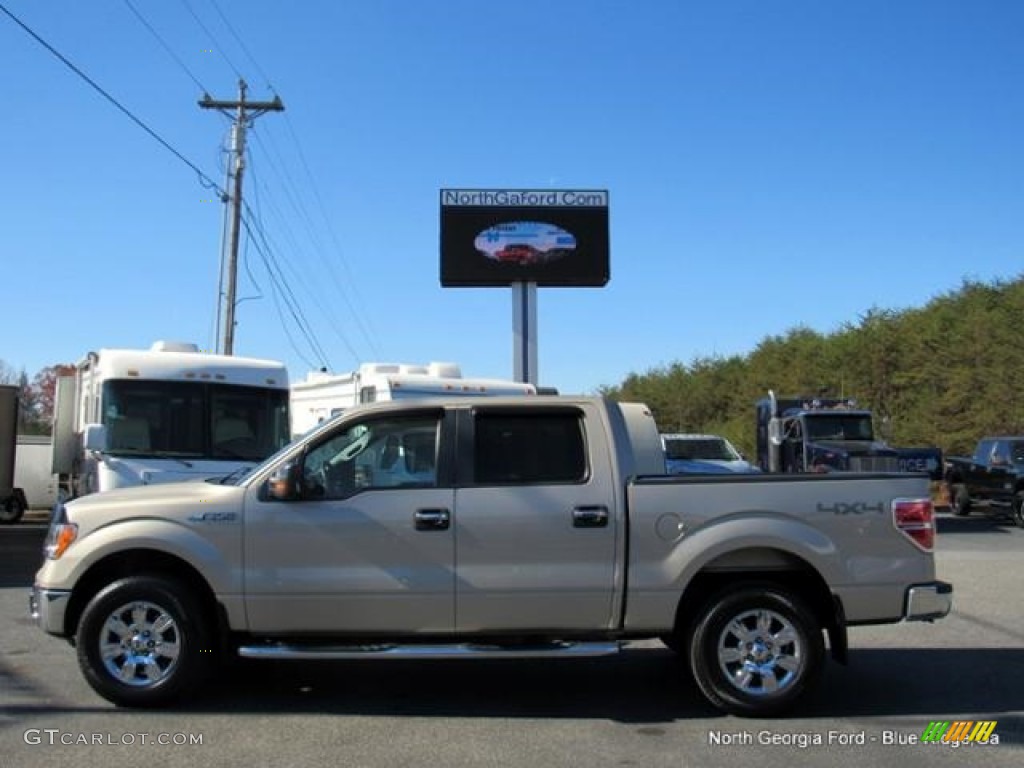 2010 F150 XLT SuperCrew 4x4 - Pueblo Gold Metallic / Tan photo #2