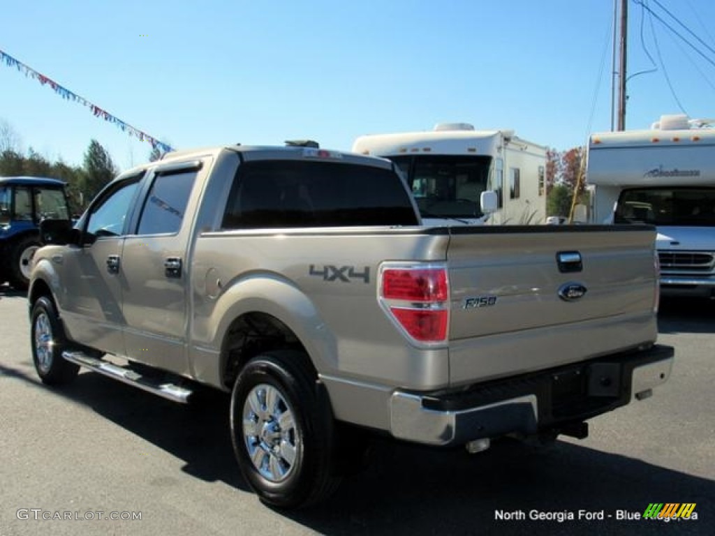 2010 F150 XLT SuperCrew 4x4 - Pueblo Gold Metallic / Tan photo #3