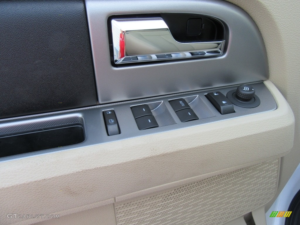 2017 Ford Expedition EL XLT Controls Photo #117172318