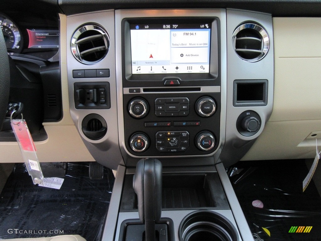 2017 Ford Expedition EL XLT Controls Photo #117172417