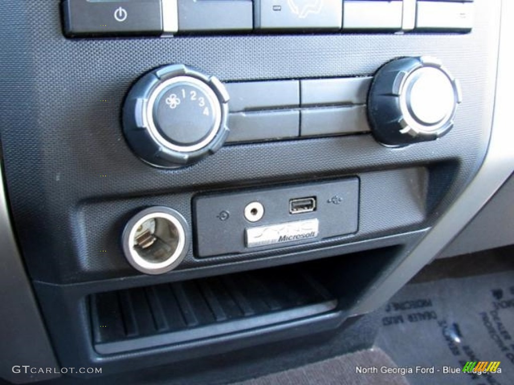 2010 F150 XLT SuperCrew 4x4 - Pueblo Gold Metallic / Tan photo #23