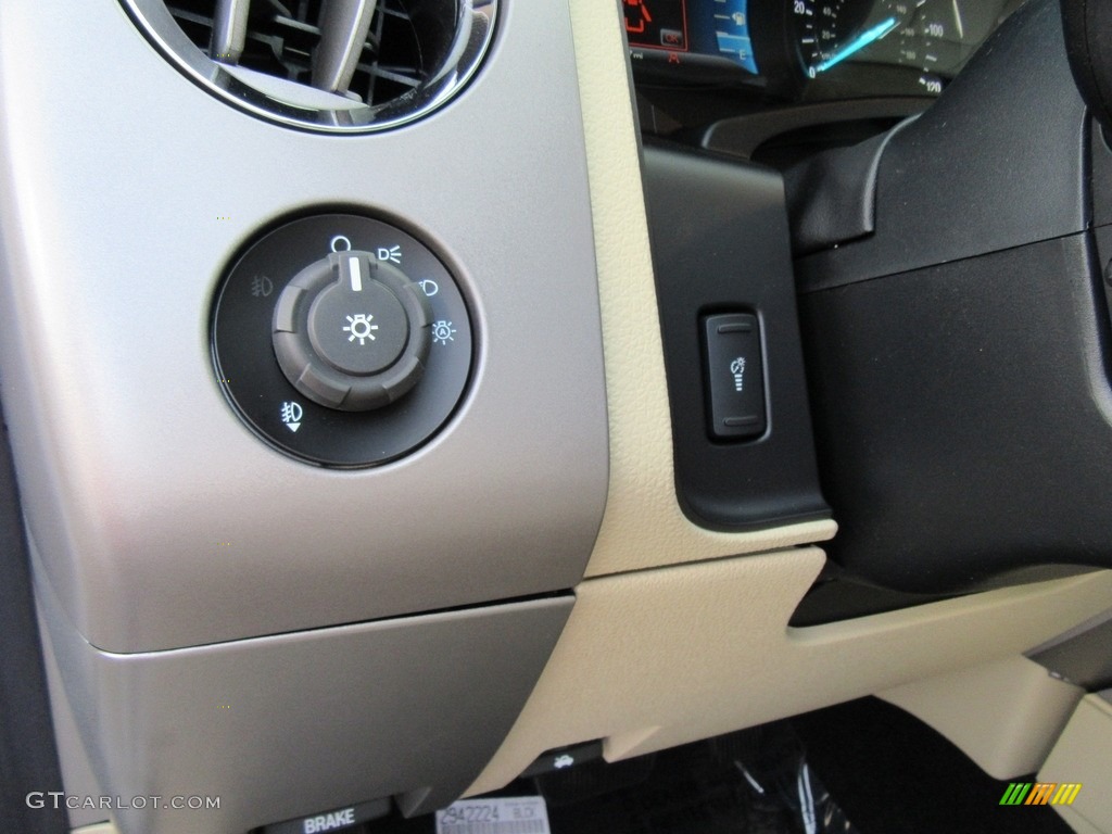 2017 Ford Expedition EL XLT Controls Photo #117172612