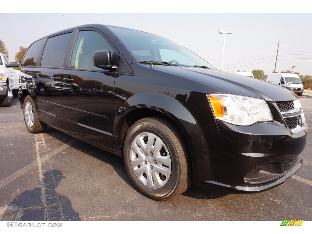 2017 Grand Caravan SE - Black Onyx / Black/Light Graystone photo #4