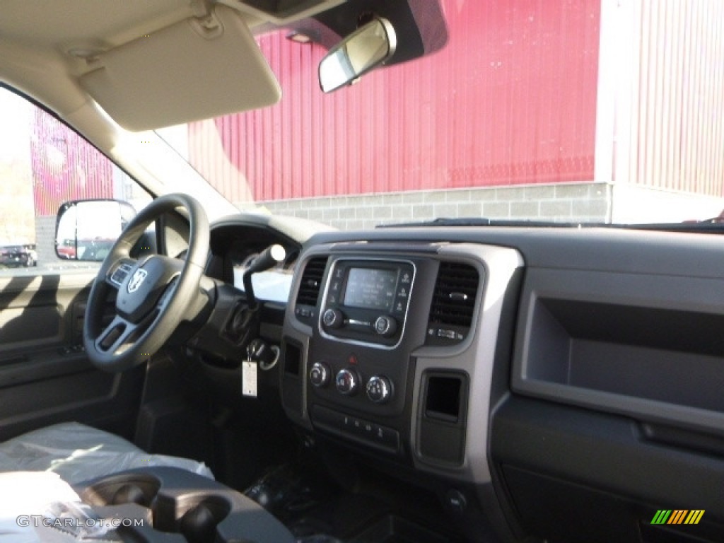 2017 3500 Tradesman Crew Cab 4x4 - Maximum Steel Metallic / Black/Diesel Gray photo #5