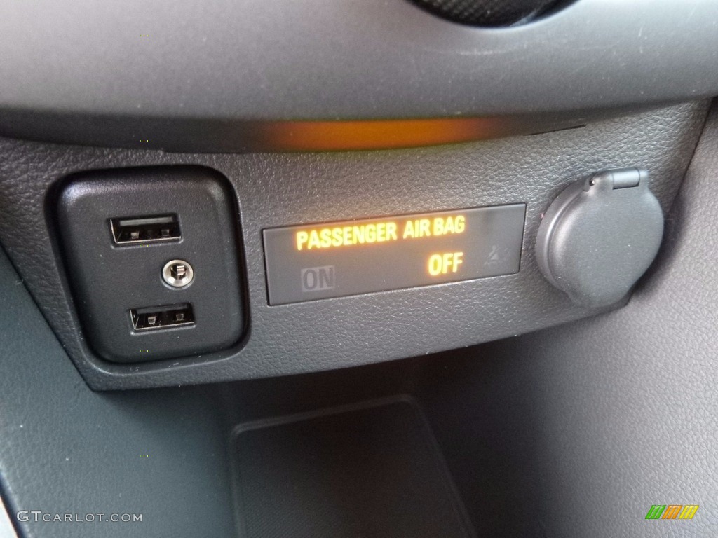 2017 Trax LT AWD - Red Hot / Jet Black photo #19