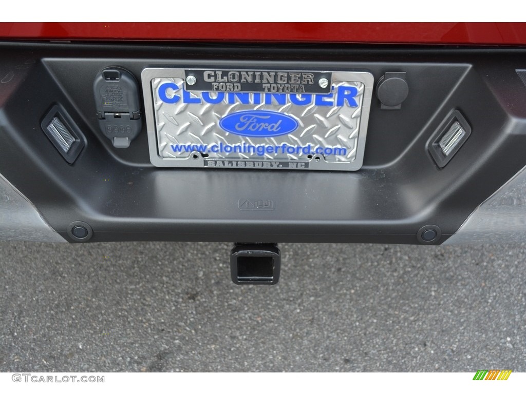 2017 F150 XLT SuperCab - Ruby Red / Earth Gray photo #10