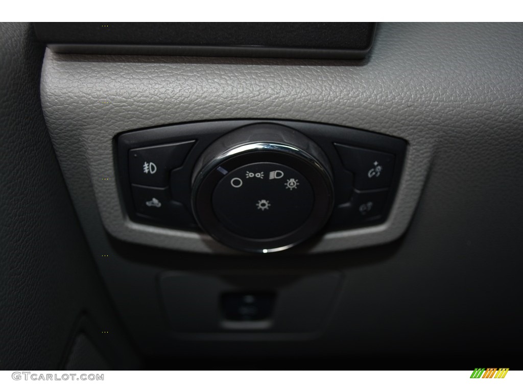 2017 F150 XLT SuperCab - Ruby Red / Earth Gray photo #21