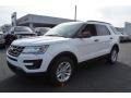 Front 3/4 View of 2017 Explorer FWD