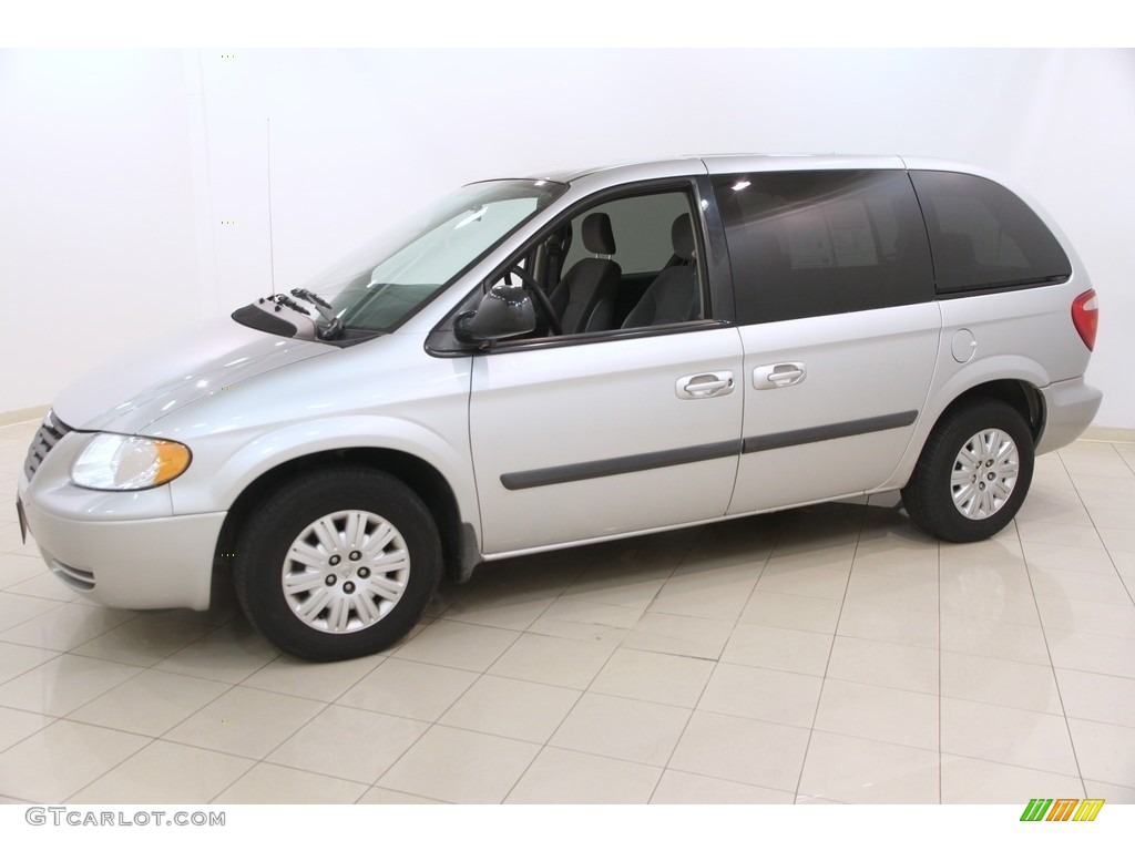 2007 Town & Country  - Bright Silver Metallic / Medium Slate Gray photo #3