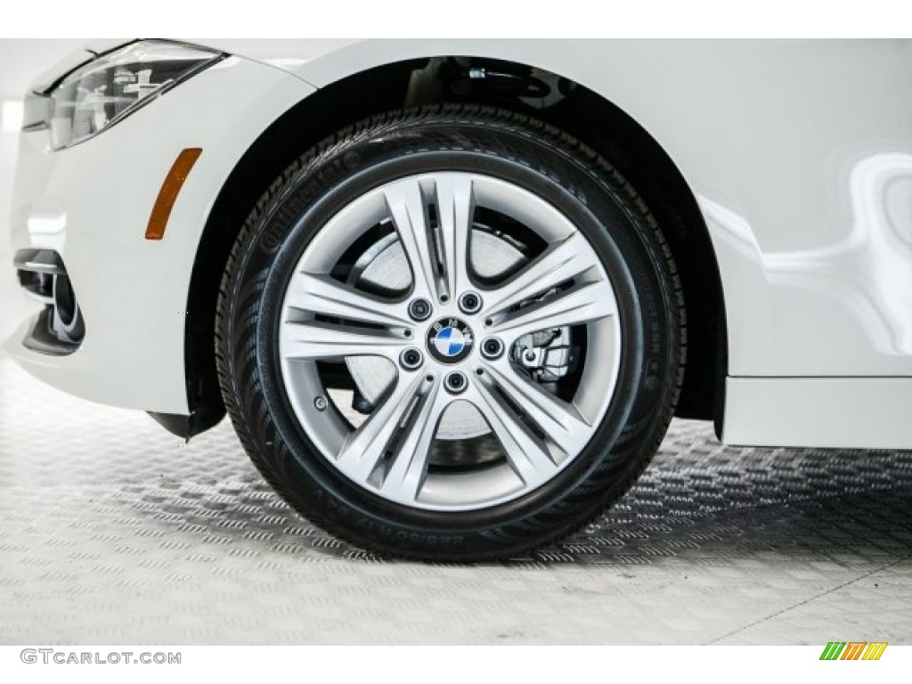 2017 3 Series 330i Sedan - Alpine White / Black photo #9