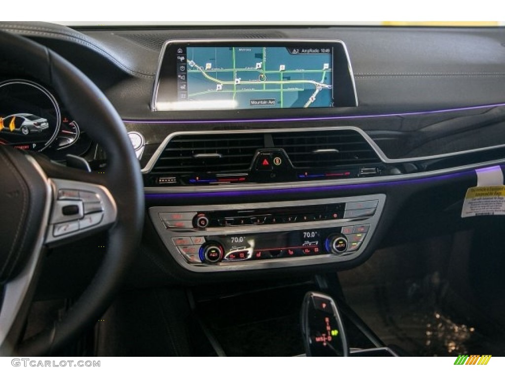 2017 BMW 7 Series 740i Sedan Controls Photo #117184987