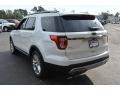 2017 White Platinum Ford Explorer XLT  photo #8