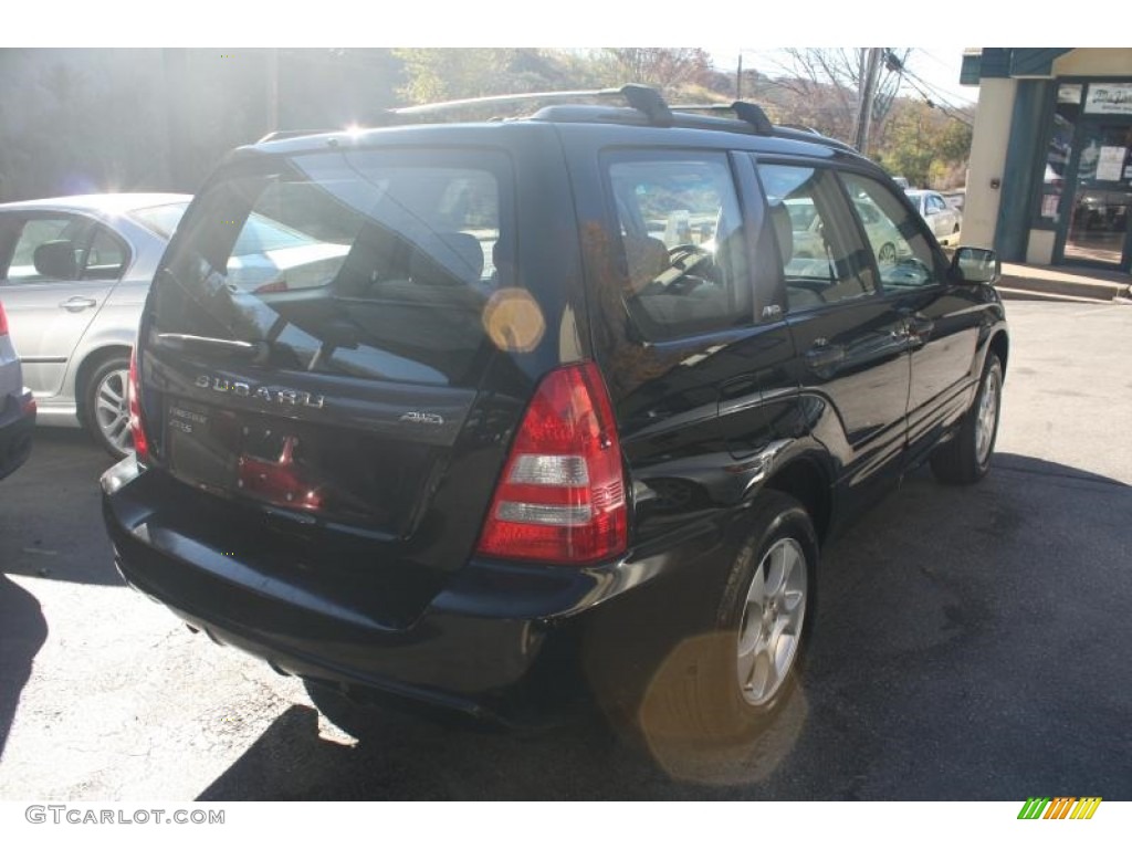 2004 Forester 2.5 XS - Java Black Pearl / Gray photo #12