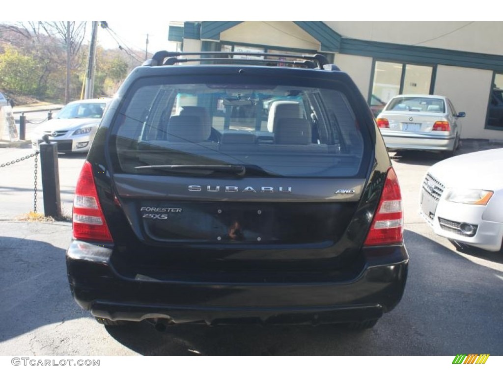 2004 Forester 2.5 XS - Java Black Pearl / Gray photo #14