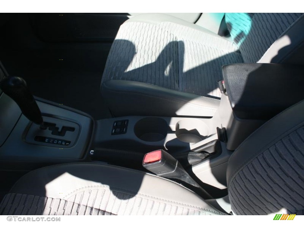 2004 Forester 2.5 XS - Java Black Pearl / Gray photo #33