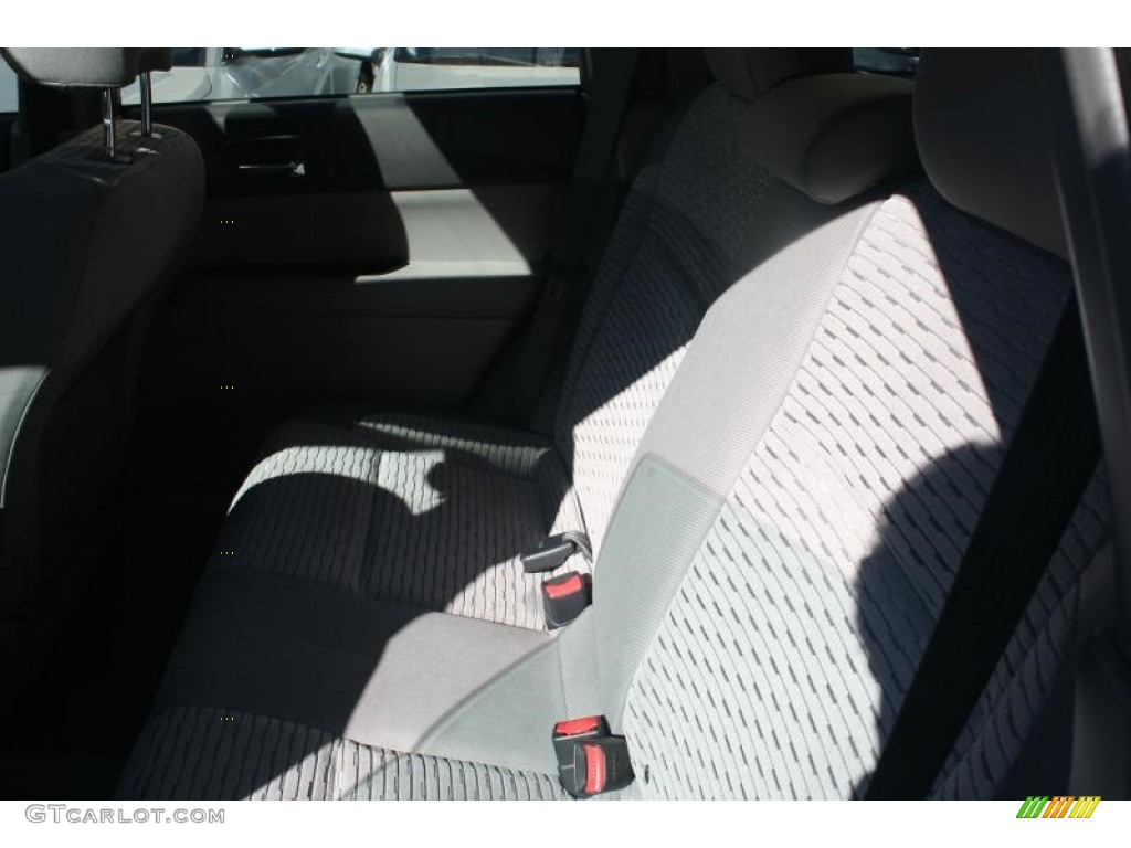 2004 Forester 2.5 XS - Java Black Pearl / Gray photo #37