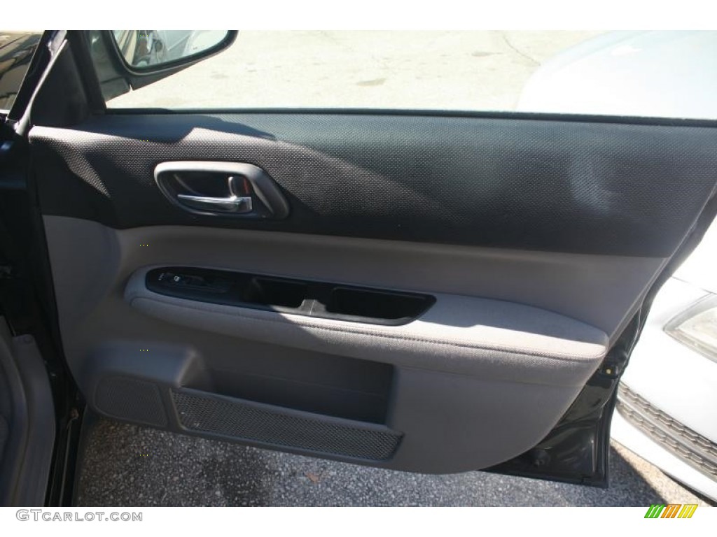 2004 Forester 2.5 XS - Java Black Pearl / Gray photo #46