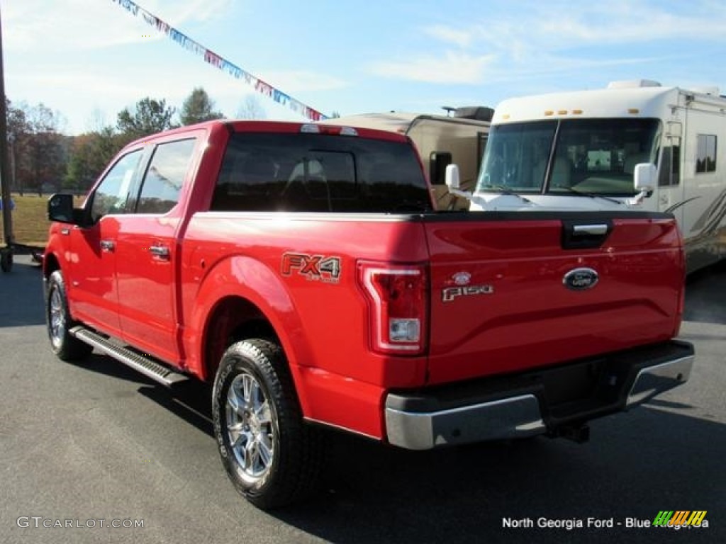 2016 F150 XLT SuperCrew 4x4 - Race Red / Medium Earth Gray photo #3