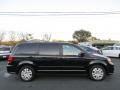 Brilliant Black Crystal Pearl - Grand Caravan SE Photo No. 8