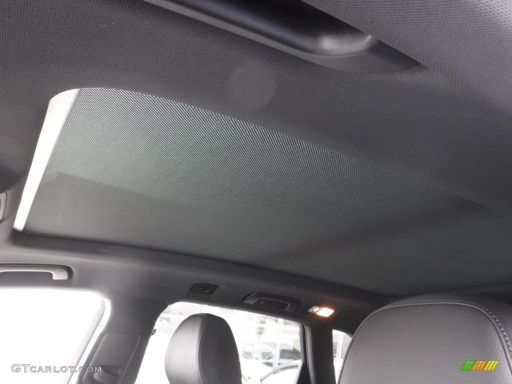 2017 Audi Q5 2.0 TFSI Premium Plus quattro Sunroof Photos