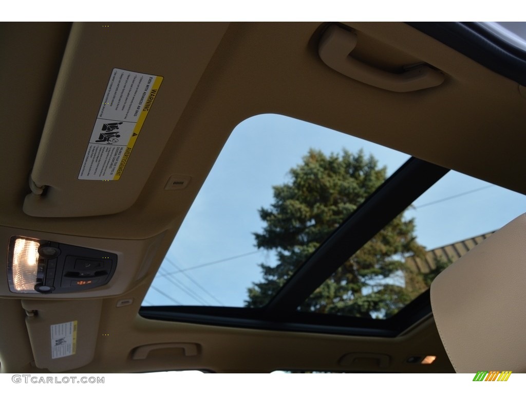 2016 X3 xDrive28i - Mineral White Metallic / Sand Beige photo #14