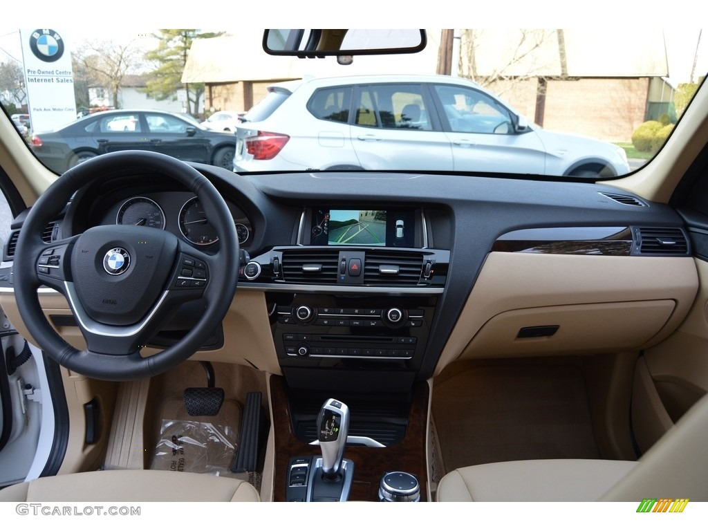2016 X3 xDrive28i - Mineral White Metallic / Sand Beige photo #15