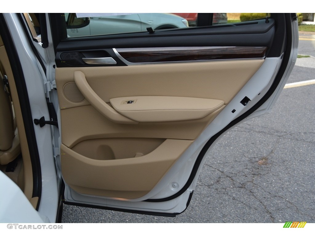 2016 X3 xDrive28i - Mineral White Metallic / Sand Beige photo #24