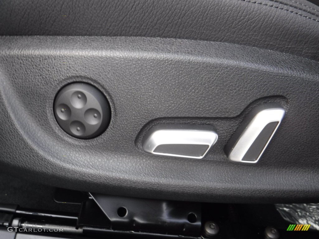 2017 Audi A6 3.0 TFSI Prestige quattro Controls Photos