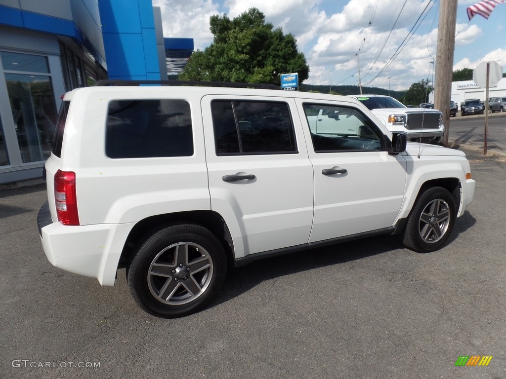 2009 Patriot Sport 4x4 - Stone White / Dark Slate Gray/Medium Slate Gray photo #3