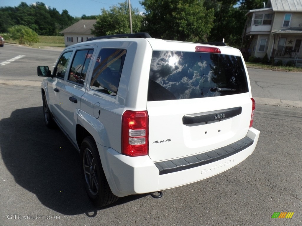 2009 Patriot Sport 4x4 - Stone White / Dark Slate Gray/Medium Slate Gray photo #5