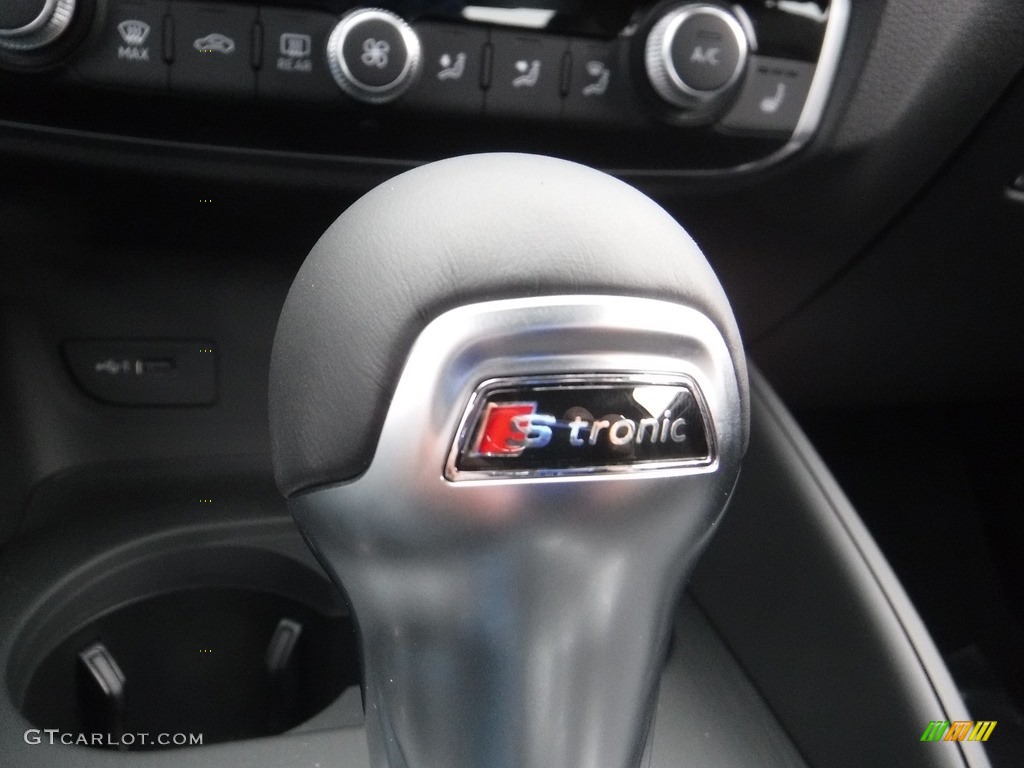 2017 Audi A3 2.0 Premium quttaro Transmission Photos