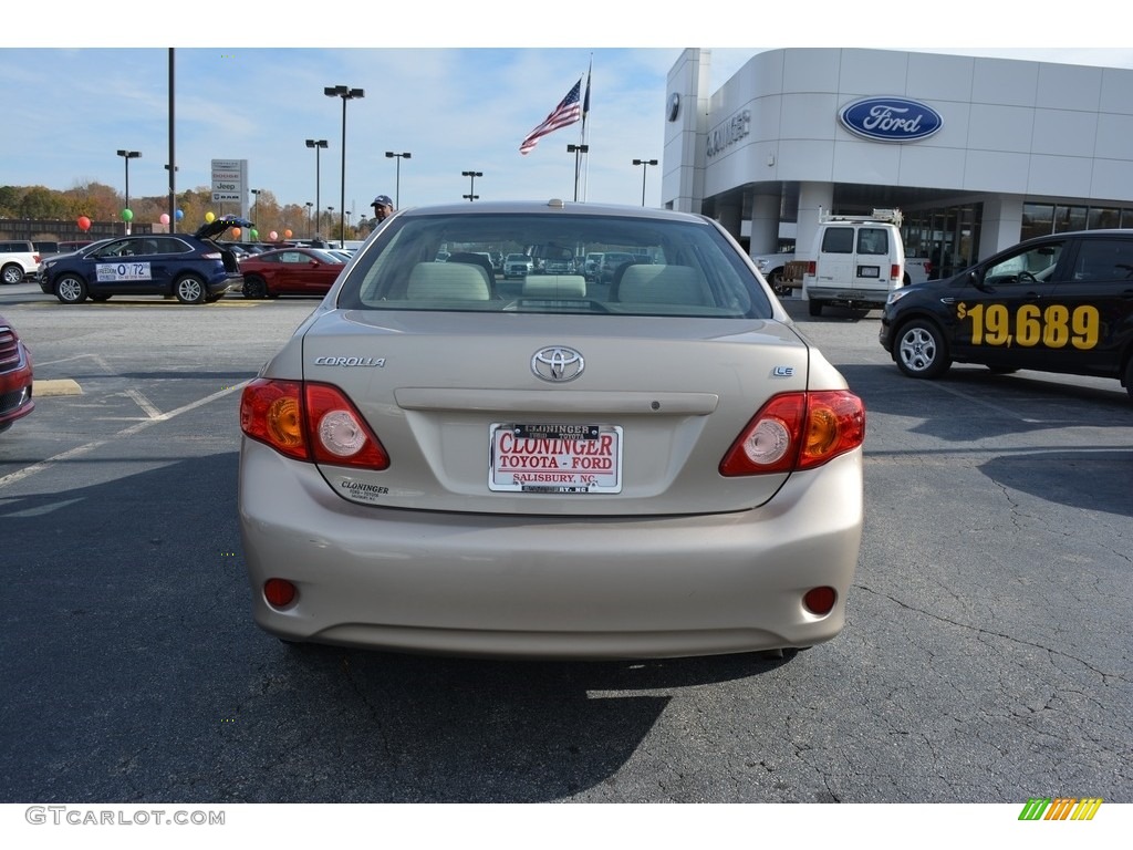 2010 Corolla LE - Desert Sand Metallic / Ash photo #4