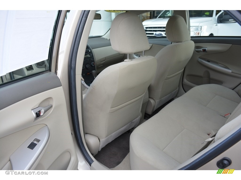 2010 Corolla LE - Desert Sand Metallic / Ash photo #11