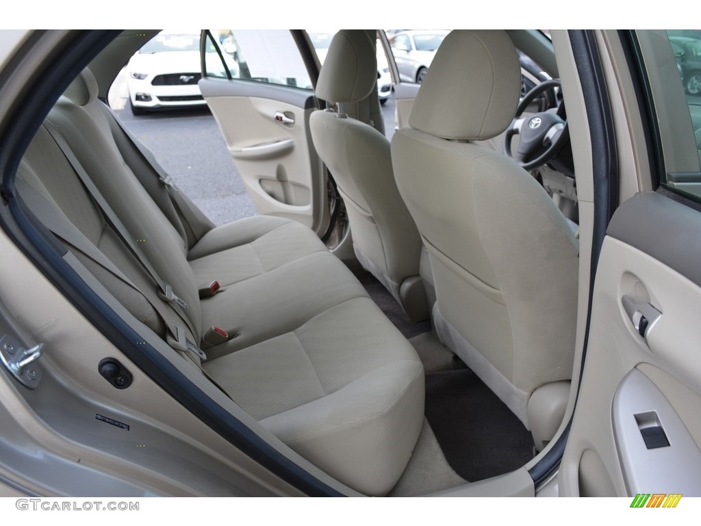2010 Corolla LE - Desert Sand Metallic / Ash photo #13