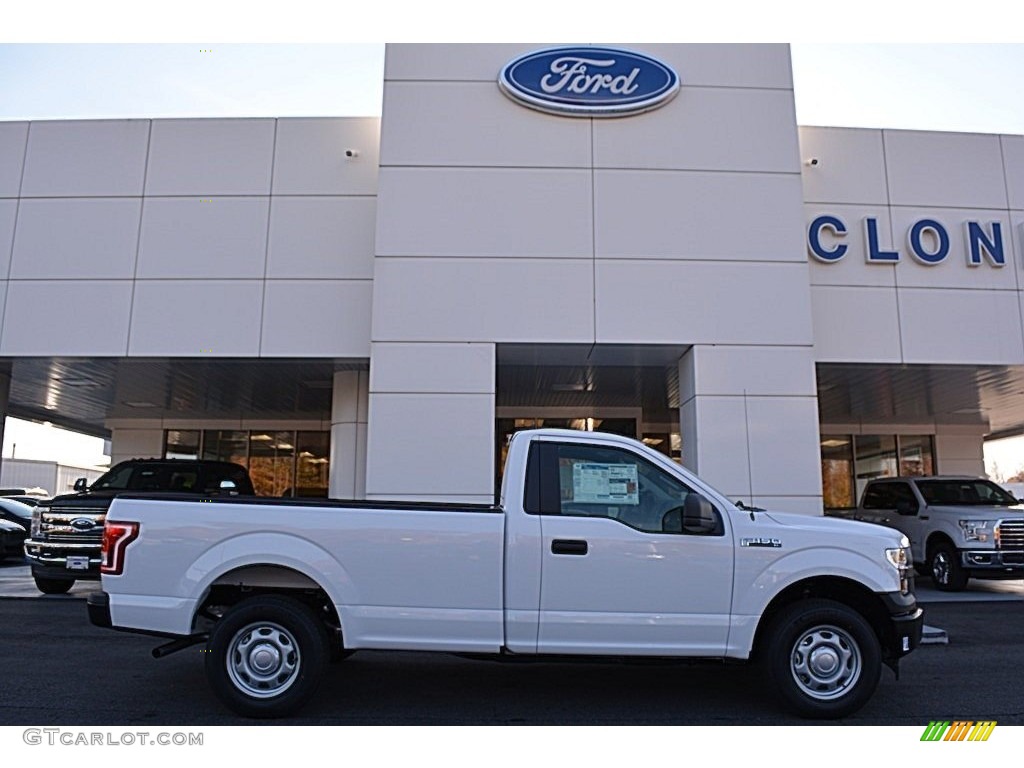 2017 F150 XL Regular Cab - Oxford White / Earth Gray photo #2