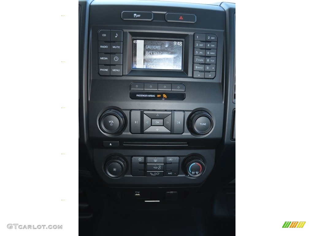 2017 F150 XL Regular Cab - Oxford White / Earth Gray photo #10