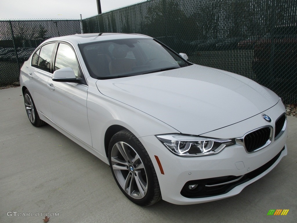 2017 3 Series 330i xDrive Sedan - Alpine White / Saddle Brown photo #5