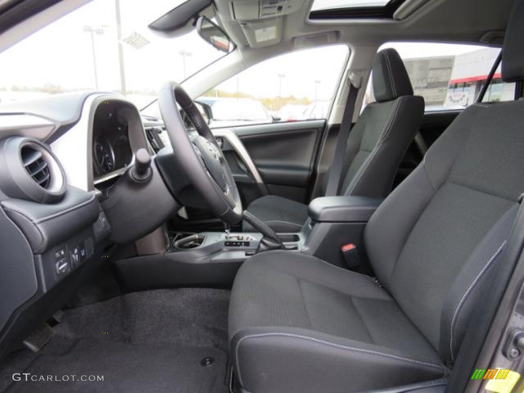 2017 Toyota RAV4 XLE Front Seat Photo #117202244